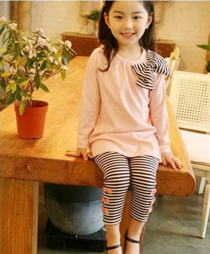 Retail and wholesle 2025 spring and autumn toddler girl clothing sets children clothes kids top with bow+striped leggings 2pcs