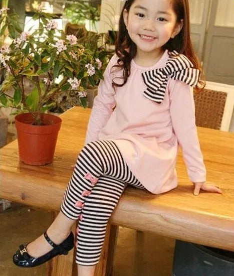 Retail and wholesle 2025 spring and autumn toddler girl clothing sets children clothes kids top with bow+striped leggings 2pcs