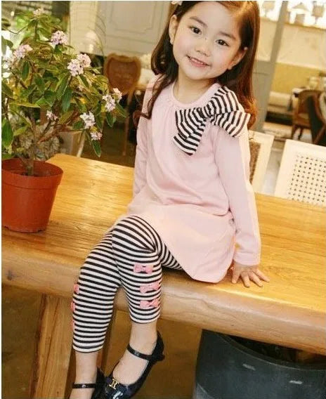 Retail and wholesle 2025 spring and autumn toddler girl clothing sets children clothes kids top with bow+striped leggings 2pcs