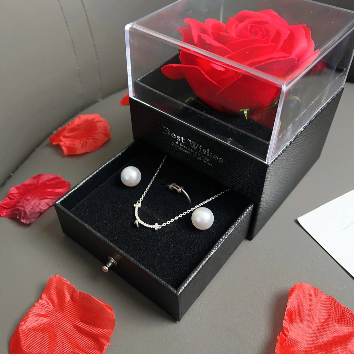 2025 Valentine Gift Box Sparkling Heart Love Necklace with Luxurious Rose Gift Boxes ForGirlfriend Mom Romantic Package Case