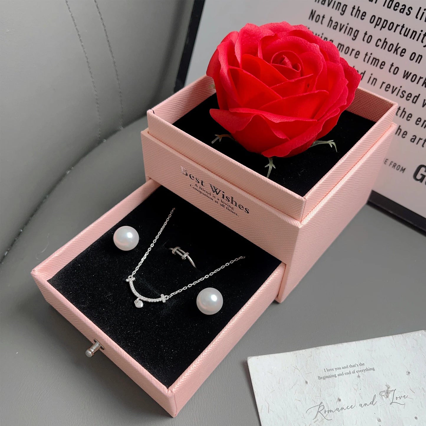 2025 Valentine Gift Box Sparkling Heart Love Necklace with Luxurious Rose Gift Boxes ForGirlfriend Mom Romantic Package Case