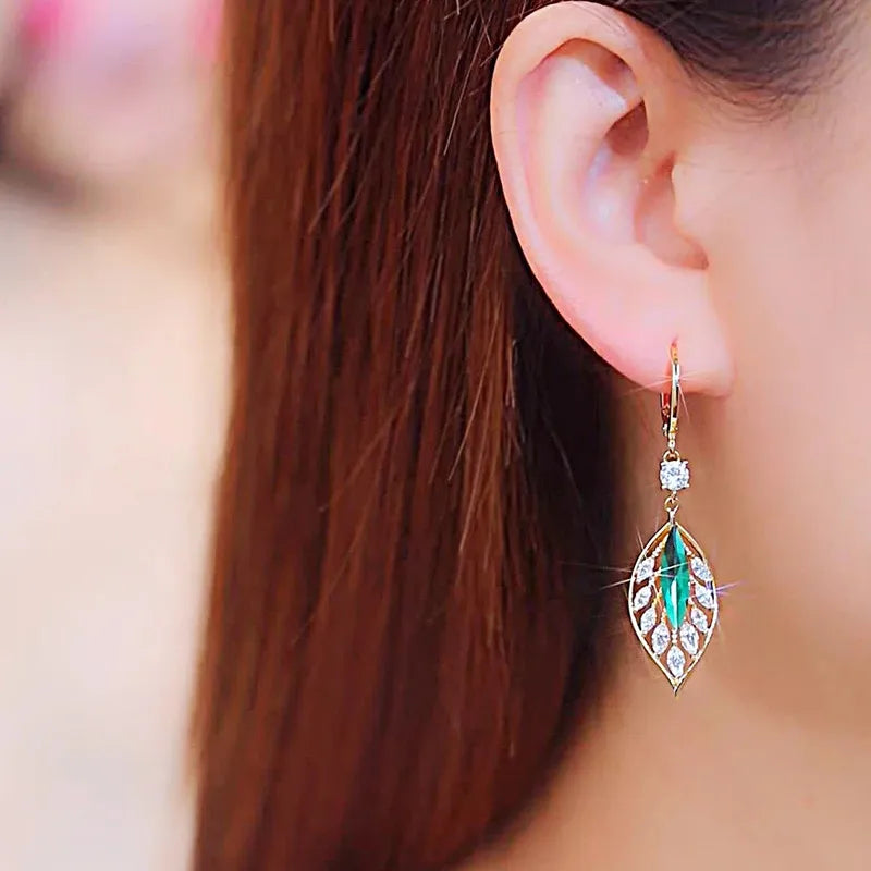 Green Crystal Golden Leaves Earrings for Women Individuality Day Accessories Valentines Jewelry Gifts